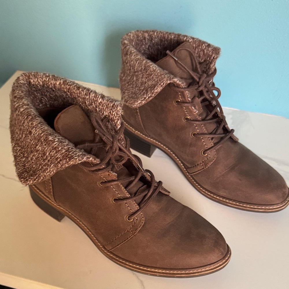 Cliffs by WHITE MOUNTAIN Chocolate Lace-Up Boots with Knit Cuff - Picture 9 of 10
